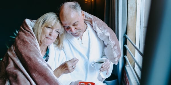 How To Stay Safe in the Extreme Cold: 15 Strategies for Older Adults