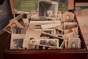 old-phots-in-a-brown-box
