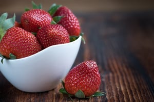 bowl of ripe strawberries