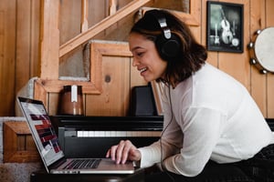 listening to song video call